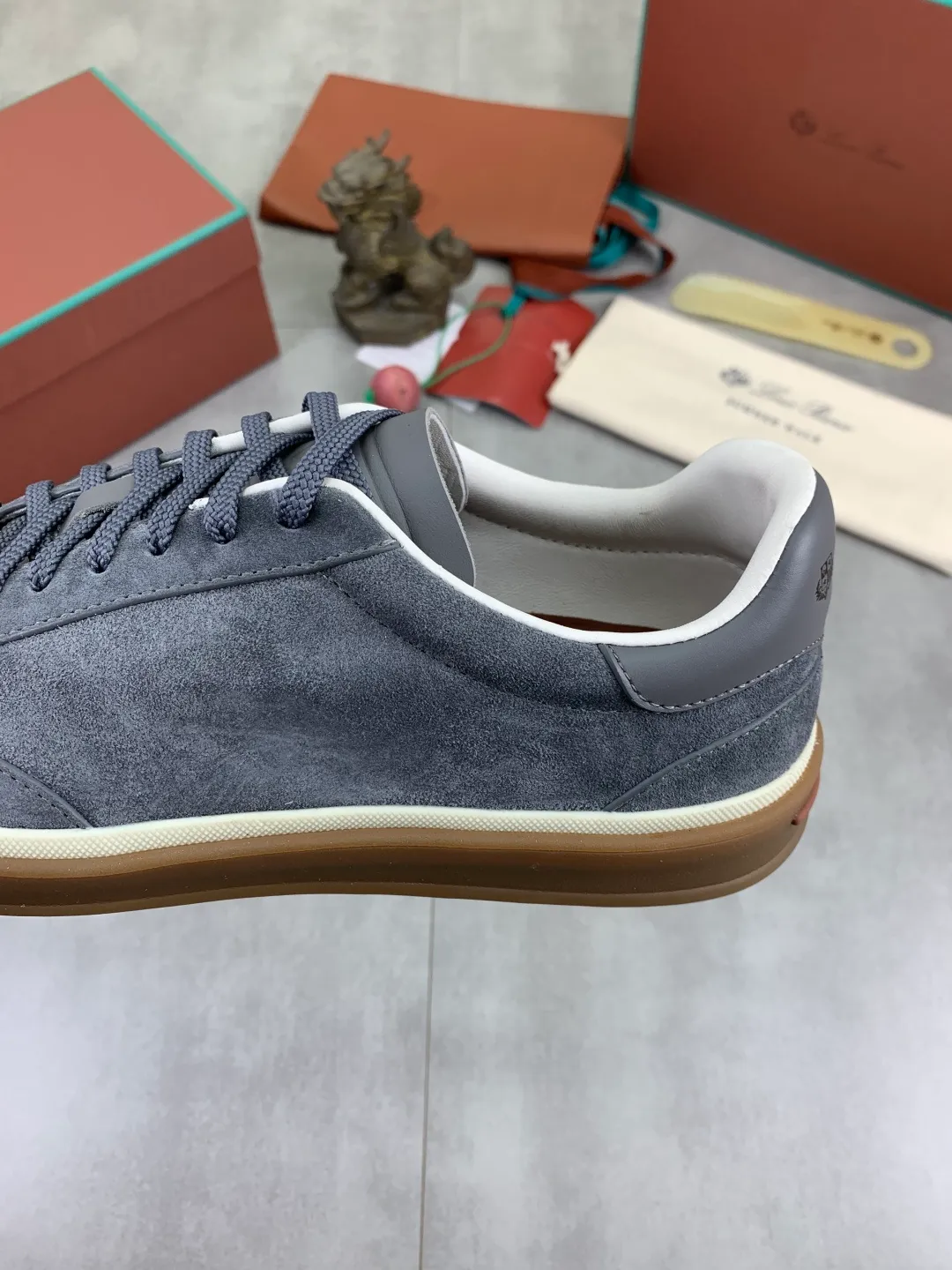 Men's men's shoes 💰P580 New model 💰 The latest casual shoes Loro Piana 💯 Top grade 💯 Buy the original copy 💯 Founded the existing Loro Piana company on April 24, 1924. It is the sixth generation of family operation, providing the best quality products to customers who are discerning about taste and quality. Imported original fly woven fabric with cowhide fabric, plain calfskin lining, hand-stitched thread with cowhide feet, original packaging, high-end outsole, size: 38-45 (customized for 46), 8️⃣ colors available